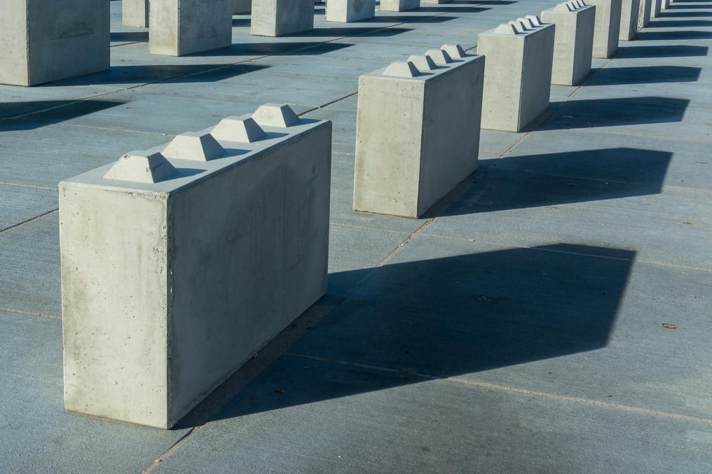 Building Materials & Industrial Supplies